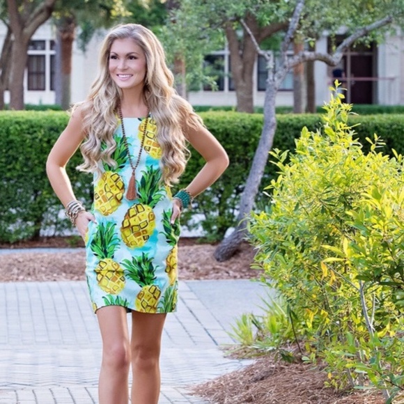 Host Pick 🎉 Trina Turk Felisha Tropical Pineapple Mini Sleeveless Shift Dress - Picture 1 of 6